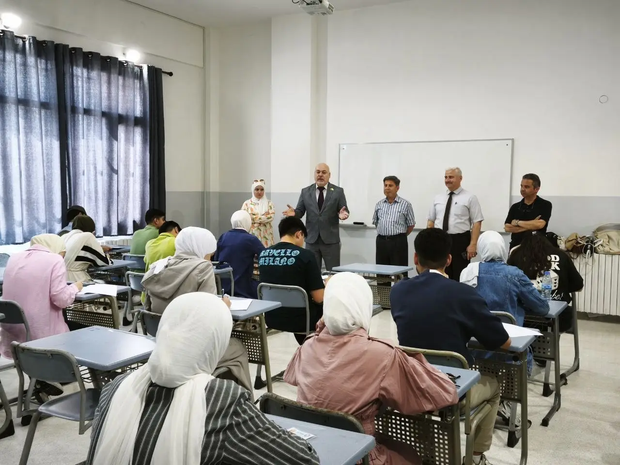 الامتحانات النهائية تتواصل بأجواء هادئة وتنظيم متكامل في جامعة إيبلا الخاصة