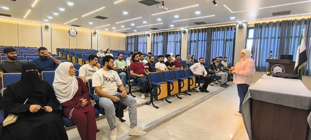 جامعة إيبلا الخاصة تستضيف جلسة تعريفية عن معسكر الذكاء الصنعي
